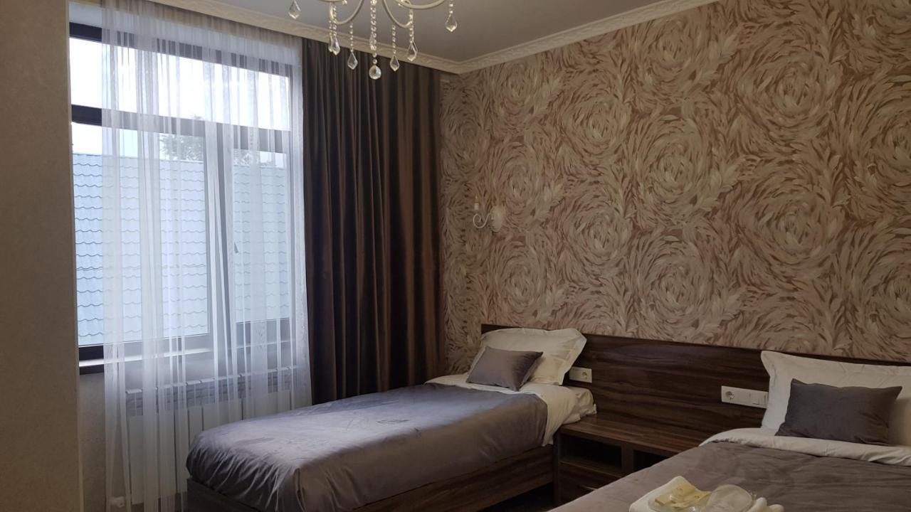 Nomad Hotel Bishkek Halal Exterior photo