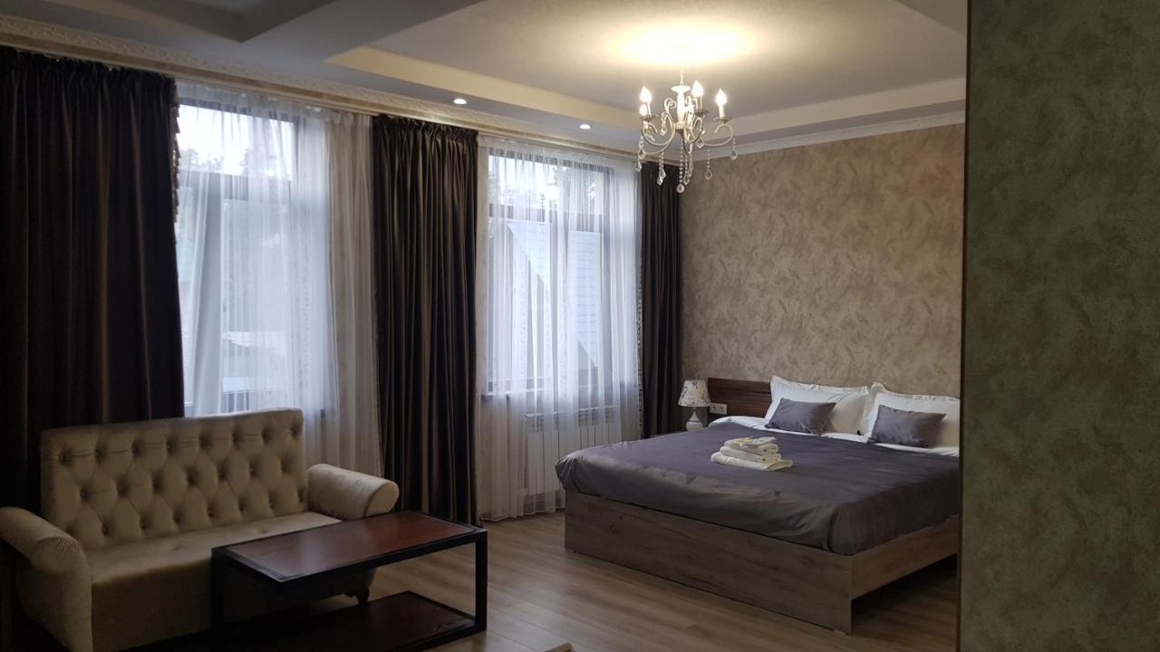 Nomad Hotel Bishkek Halal Exterior photo